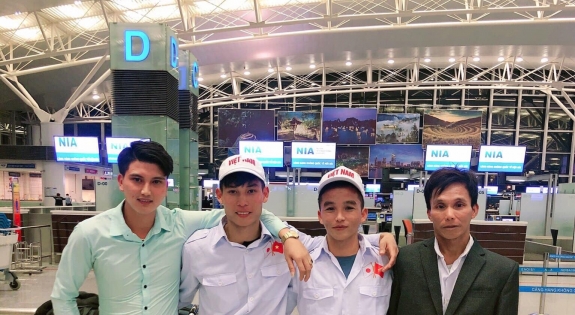 Thực tập sinh Công ty Xuất khẩu lao động IPM Việt Nam rạng rỡ trong ngày xuất cảnh đến với Nhật Bản