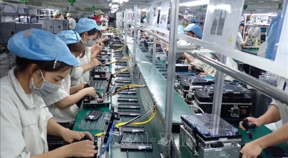 Công Ty Cổ Phần Nhân Lực IPM Việt Nam đang tuyển 5 nam 5 nữ tham gia đơn hàng Lắp ráp linh kiện điện tử